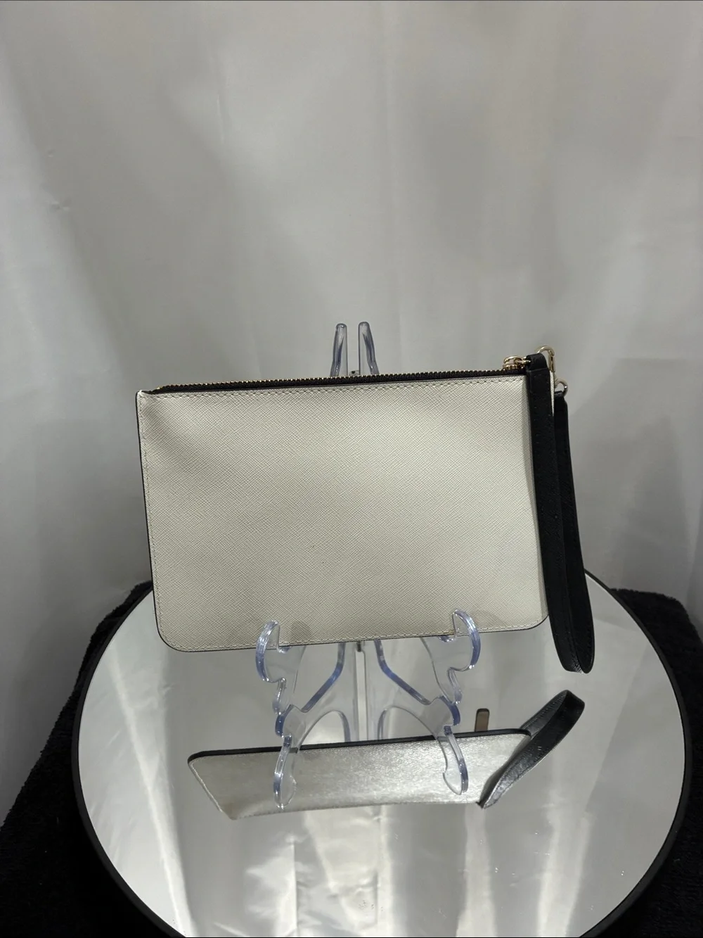 Women's Two-Tone Black and Cream Wristlet Clutch NWOT